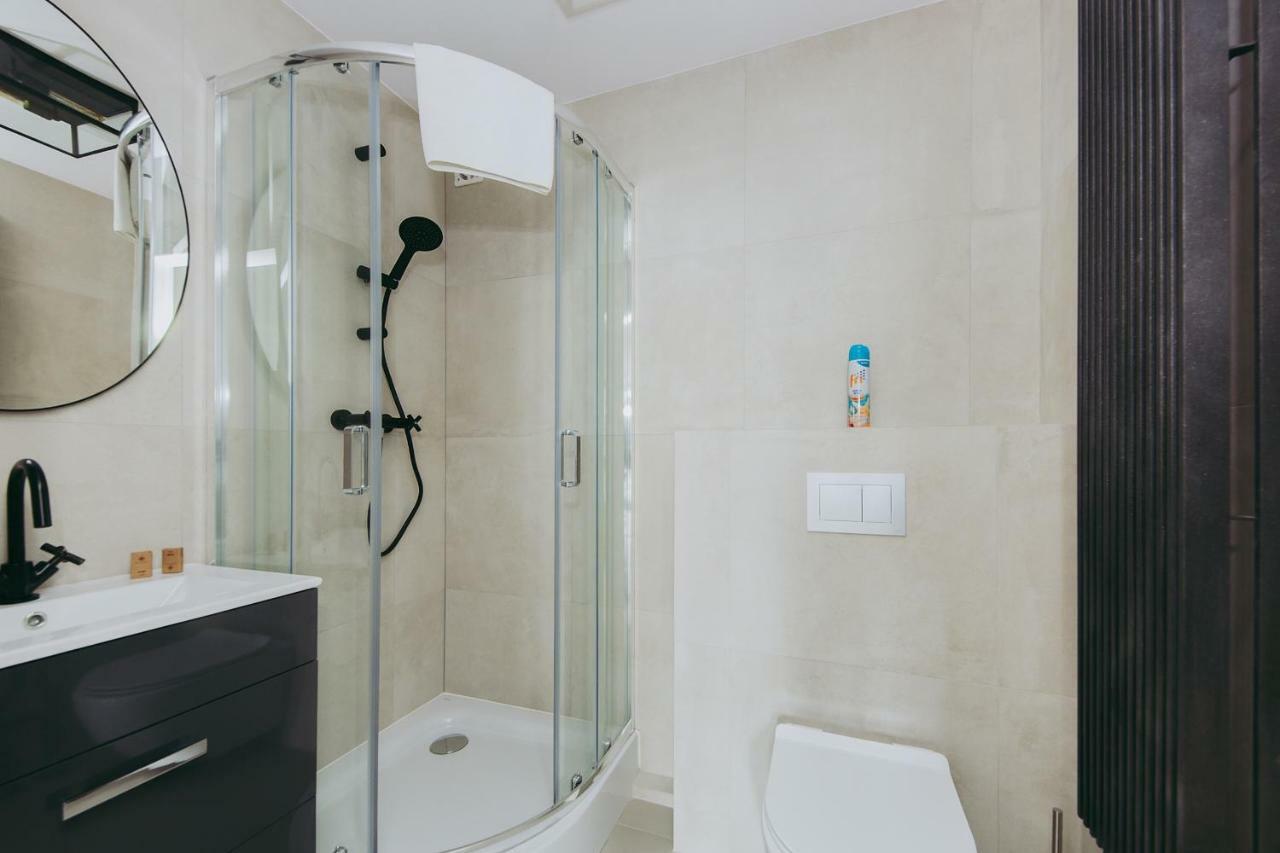 Shortstaypoland Pereca Warsaw Luaran gambar